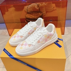 Louis Vuitton Low Shoes